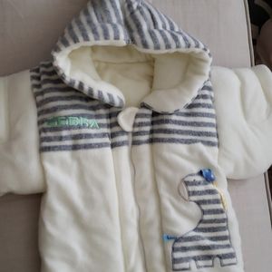 Baby sleeping bunting